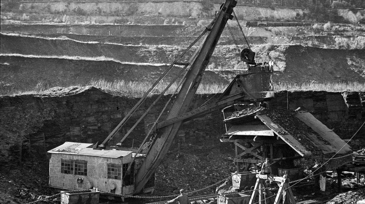 Bagger und Ladetrichter für die Förderwagen 1948/49. Aufnahmen von Kurt Röhrig.