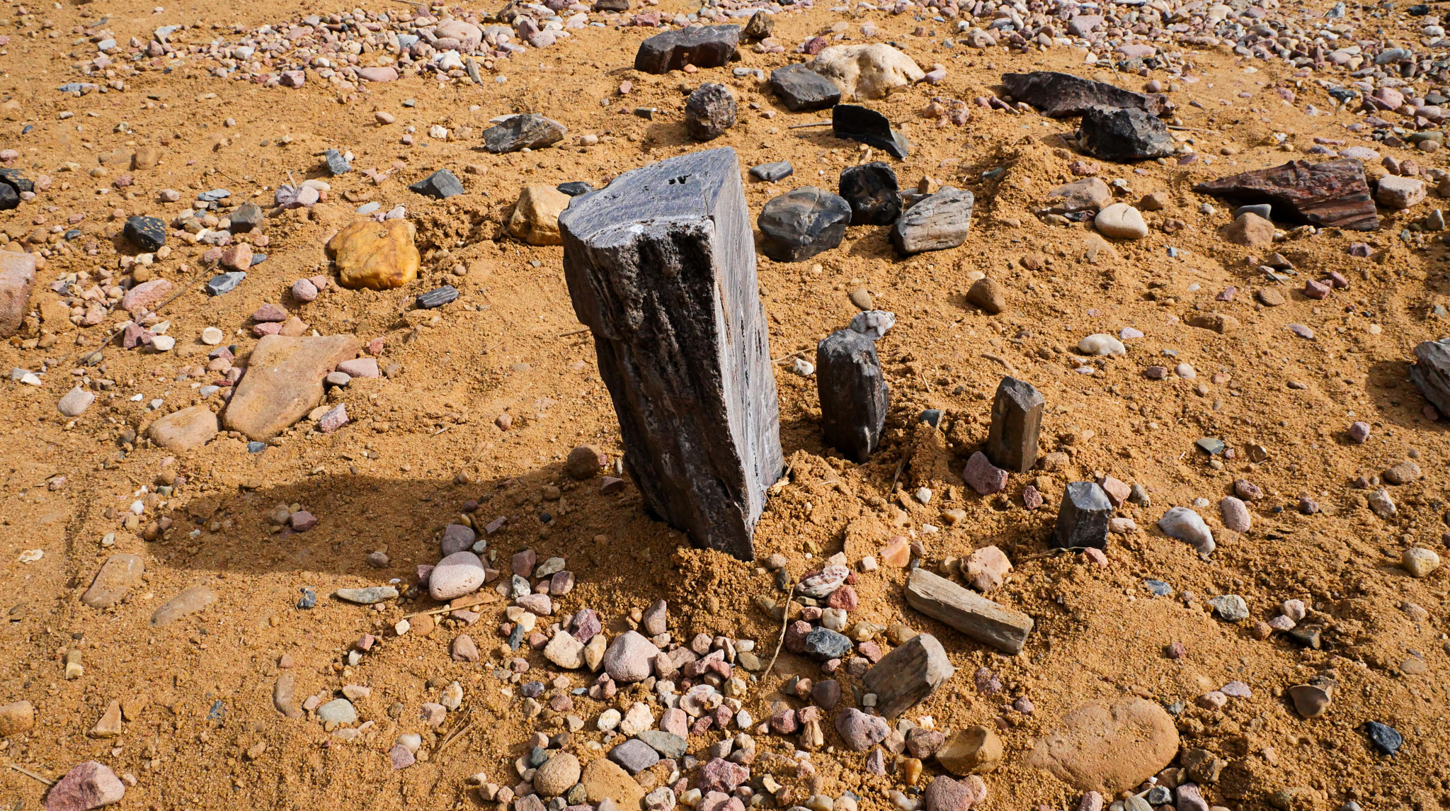 Detailansicht des Kunstwerks "Es flüstert stille Ewigkeit" von Regina Frank, Foto: WGM, Wencker
