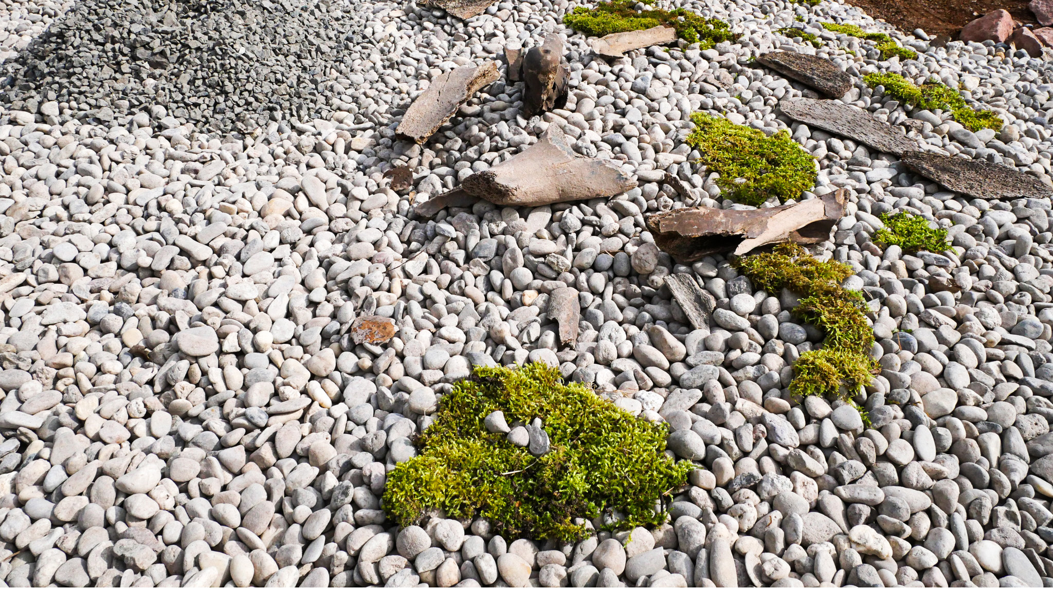 Detailansicht des Kunstwerks "Es flüstert stille Ewigkeit" von Regina Frank, Foto: WGM, Wencker